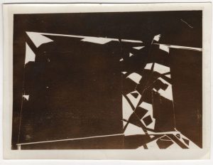 Αναπαραγωγή έργου του Γ. Παπαδάκη “Composition III”