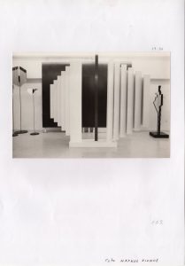 Αναπαραγωγή έργου της Ι. Βεροπούλου-Σπητέρη “Ανιόντα παράλληλα”