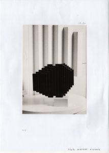 Αναπαραγωγή έργου της Ι. Βεροπούλου Σπητέρη “Στοιχεία ανιόντα παράλληλα”