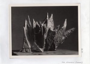 Αναπαραγωγή έργου της Ι. Βεροπούλου-Σπητέρη «Hydra» / «Scultura No 4»