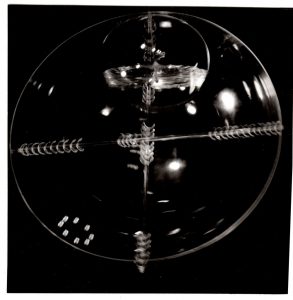 Αναπαραγωγή έργου “Demi-ciel d’ eau”