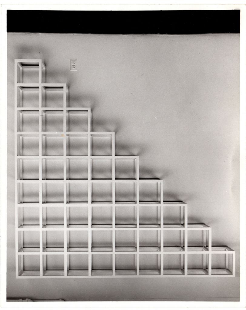 Αναπαραγωγή έργου “Wall structure C”