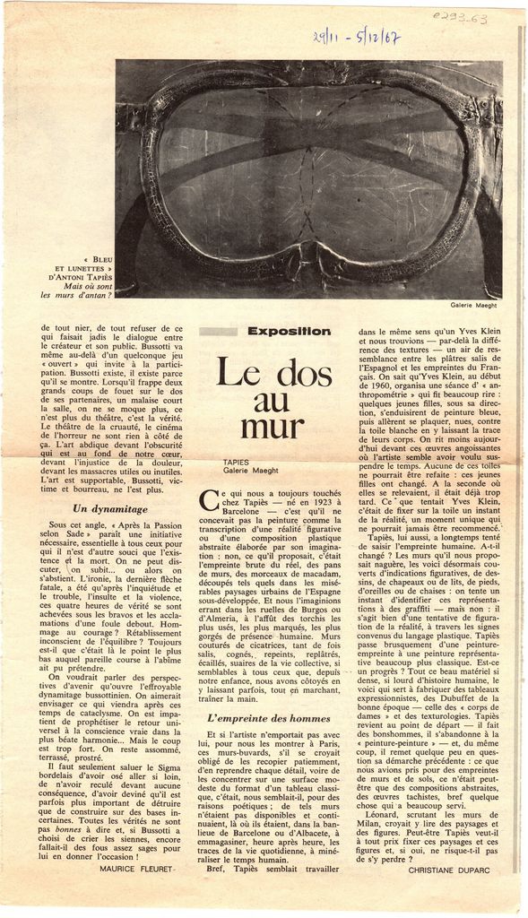 “Le dos au mur”