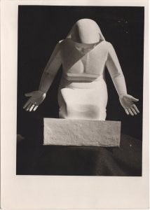 Έργο “Γονυπετούσα”