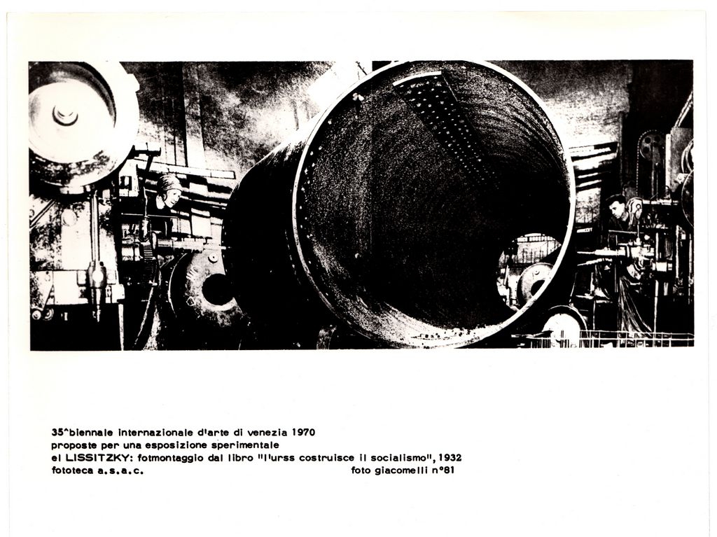 Αναπαραγωγή έργου “Fotomontaggio dal libro: ‘L’ urss costruisce il socialismo'”