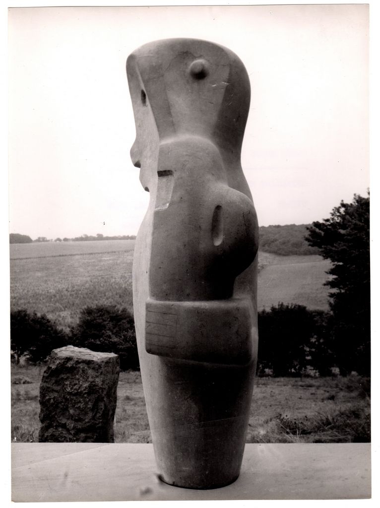 Αναπαραγωγή έργου “Mother and Child”