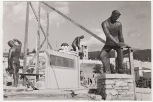 Αναπαραγωγή έργου “Το Ηρώον της Εργασίας”  / «Μνημείο της εργασίας» / «Μνημείο Χαμένων Πατρίδων»