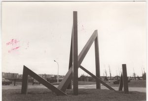 Ι. Βεροπούλου-Σπητέρη “Composition monumentale neuf triangles colores”