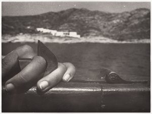 Αναπαραγωγή έργου του Ε. Μητρόπουλου “Γλυπτό για δάχτυλο”