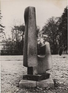 Αναπαραγωγή έργου “Forme dans l’ espace”