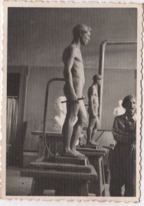 Αναπαραγωγή έργου της Ι. Σπητέρη [«Ανδρικό γυμνό»]