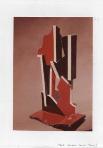 Αναπαραγωγή έργου Ι. Βεροπούλου-Σπητέρη “Δύο φόρμες, ζευγάρι?” (“Deux Formes, Couple?”)