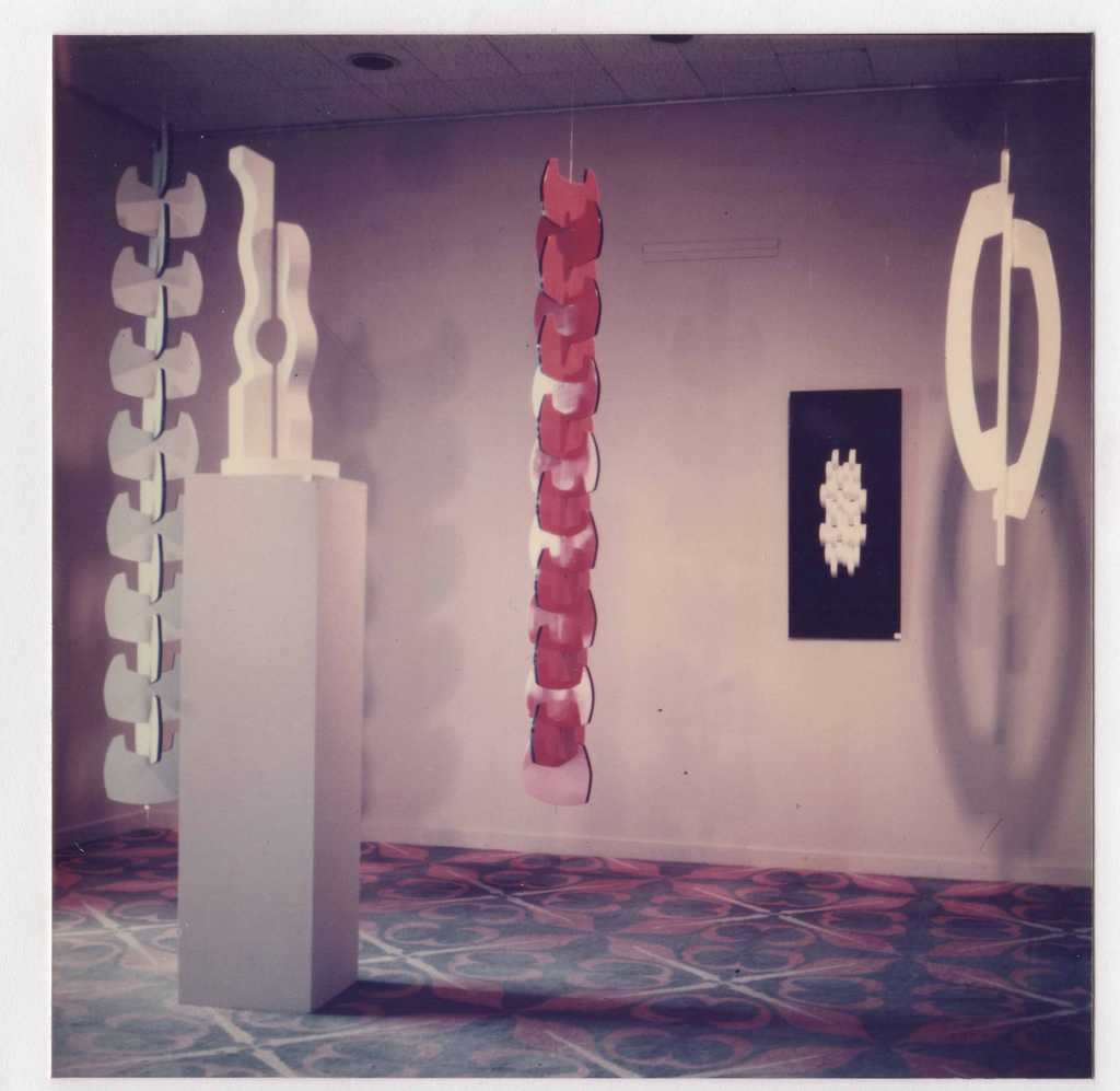 Στιγμιότυπο από την Έκθεση “Sculpture Jeanne Spiteris-Multiple Composable No. 10”