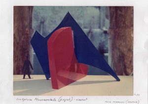 Αναπαραγωγή έργου της Ι. Βεροπούλου-Σπητέρη “Δύο μορφές αρ. 2” (“Forme double No. 2”)