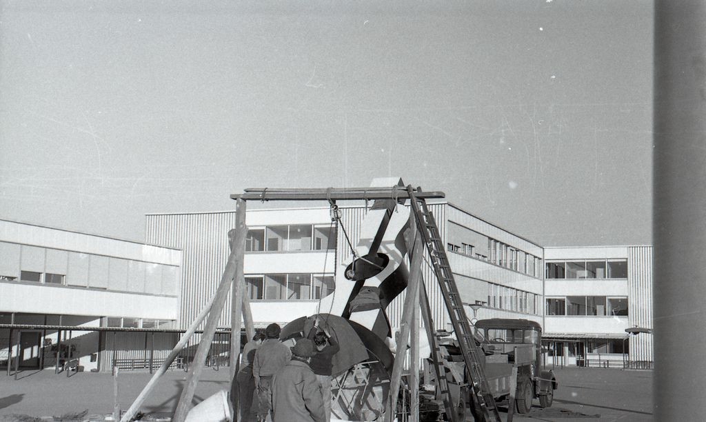 Αναπαραγωγή έργου της Ι. Βεροπούλου-Σπητέρη “Αλκή/ορμή ζωτική” (“Elan Vital”)